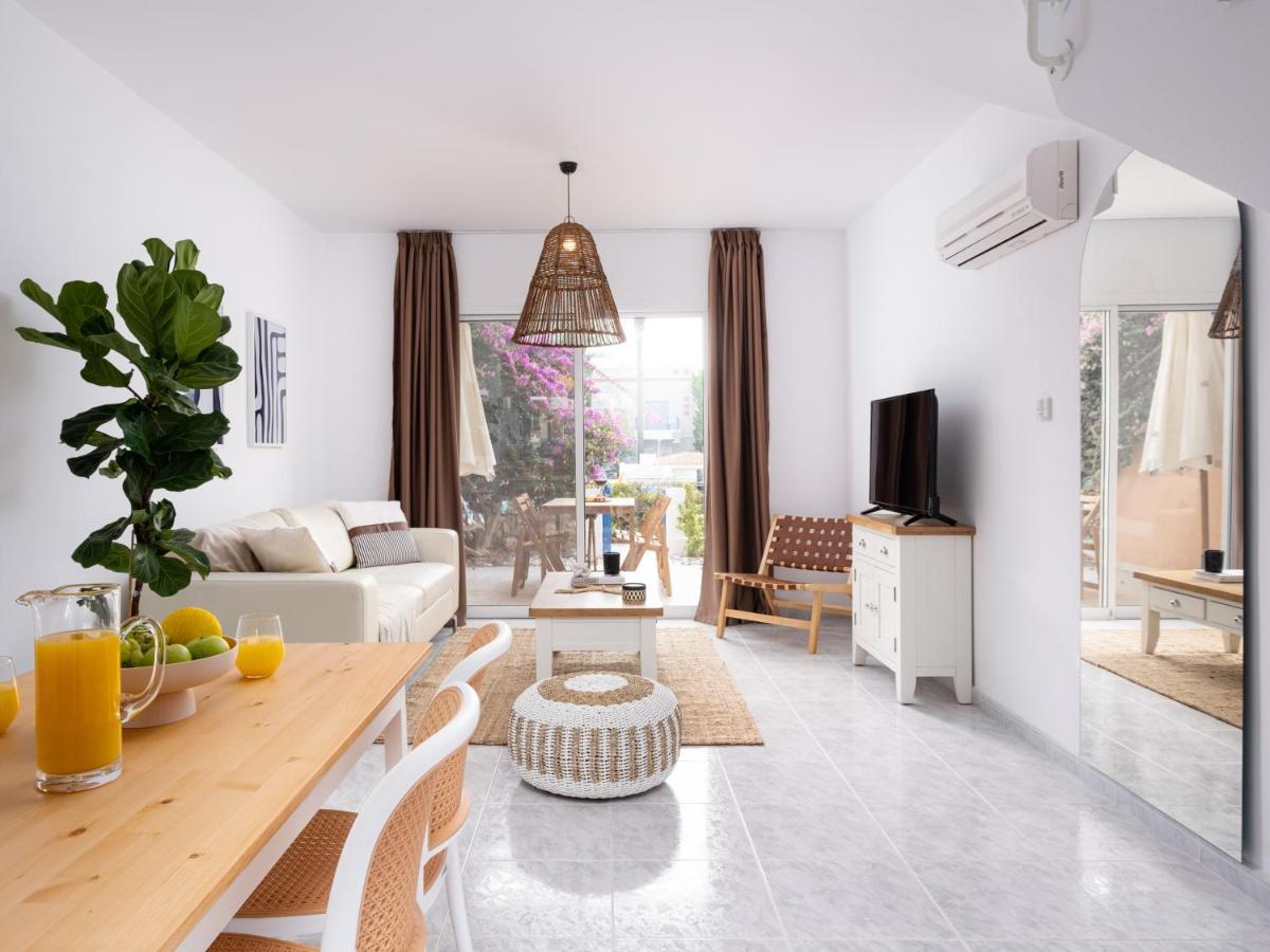 Nephele-Stylish 2Bd Townhouse In Kato Paphos别墅 外观 照片